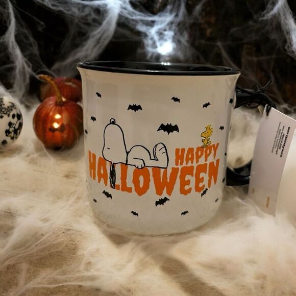 Gibson Other - Peanuts Snoopy Happy Halloween 21 oz Black & White Mug Halloween NWT!